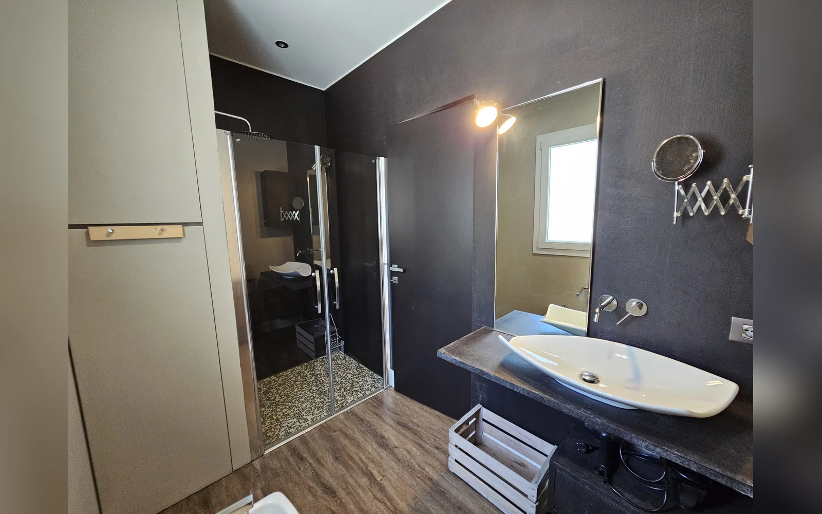 Bagno con doccia — Casa Montenero, Bordighera (località Montenero) (foto 5)